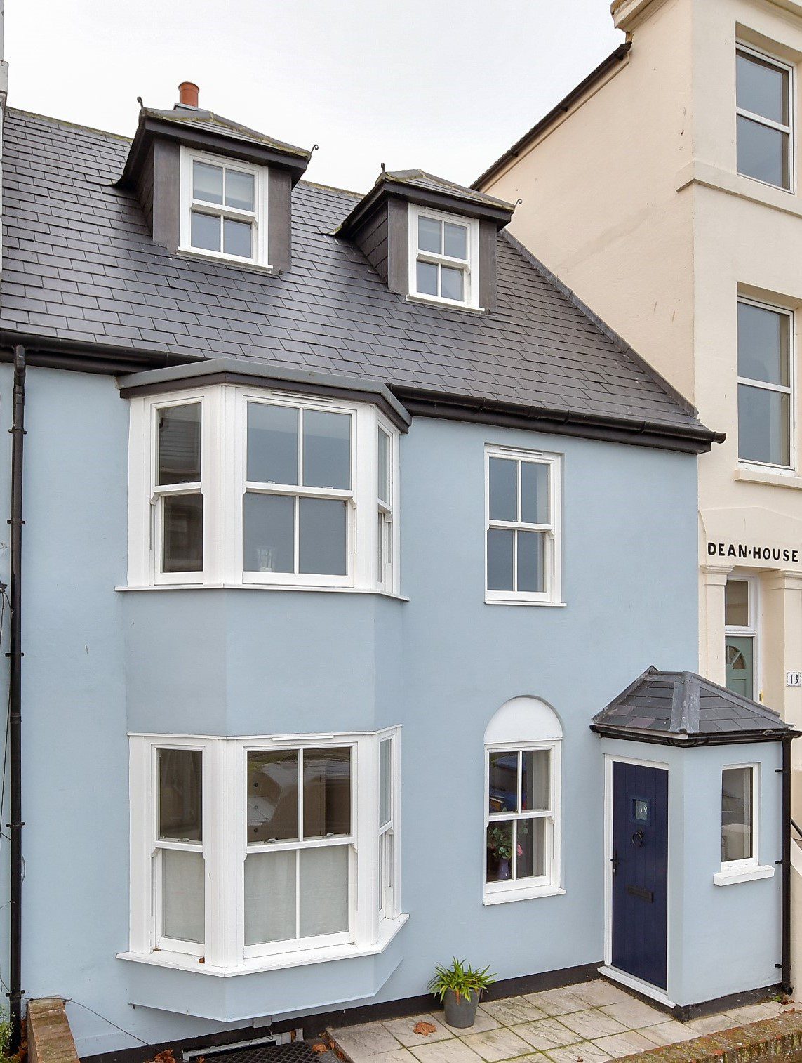 Seafront facing cottage - The Strand, Walmer, Deal
